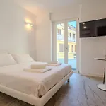 Penzion Italianflat - Vandom 1 Duomo Foresteria Lombarda